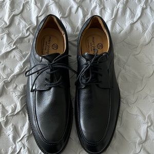 Brand New men’s dress shoes